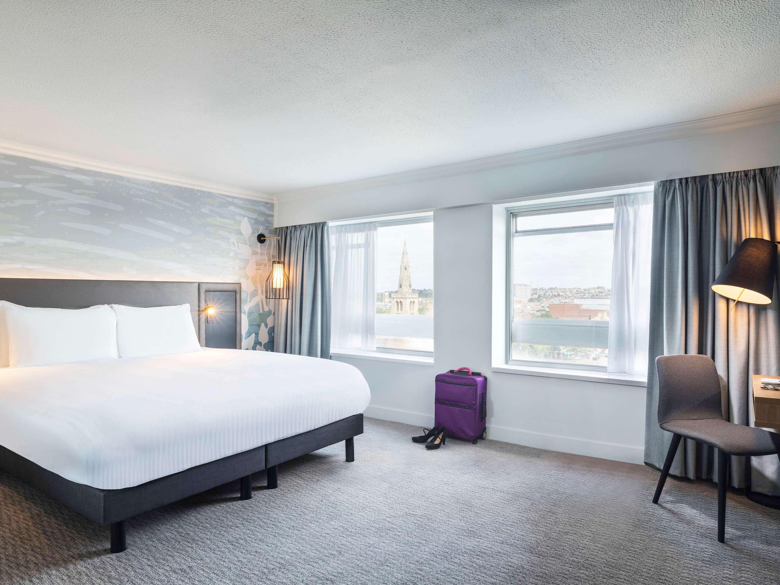 Mercure Bedford Centre Hotel Екстериор снимка