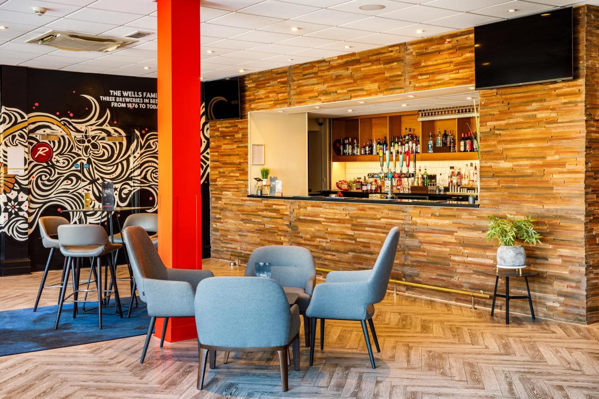 Mercure Bedford Centre Hotel Екстериор снимка